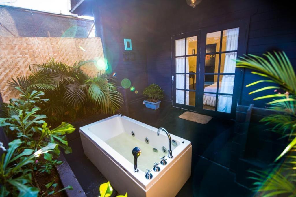 Resort Casa Wave's Edge